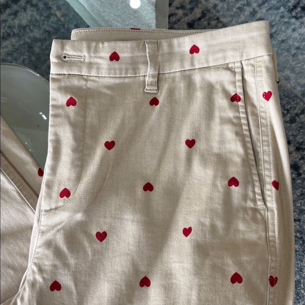 J.Crew Highrise Girlfriend Chinos Classic Tan With Red Hearts Size 14 - Picture 5 of 7
